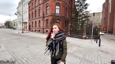 ਜਨਤਕ ਪਿਕਅੱਪ: ਸੁੰਦਰ ਕੁੜੀ ਇੱਕ ਆਈਫੋਨ ਲਈ fucked ਪ੍ਰਾਪਤ ਕਰਦਾ ਹੈ ਅਤੇ ਉਸ ਦੀ ਚੂਤ ਵਿੱਚ ਕਮ ਪ੍ਰਾਪਤ ਕਰਦਾ ਹੈ. ਕਲੀਓ ਮਾਡਲ